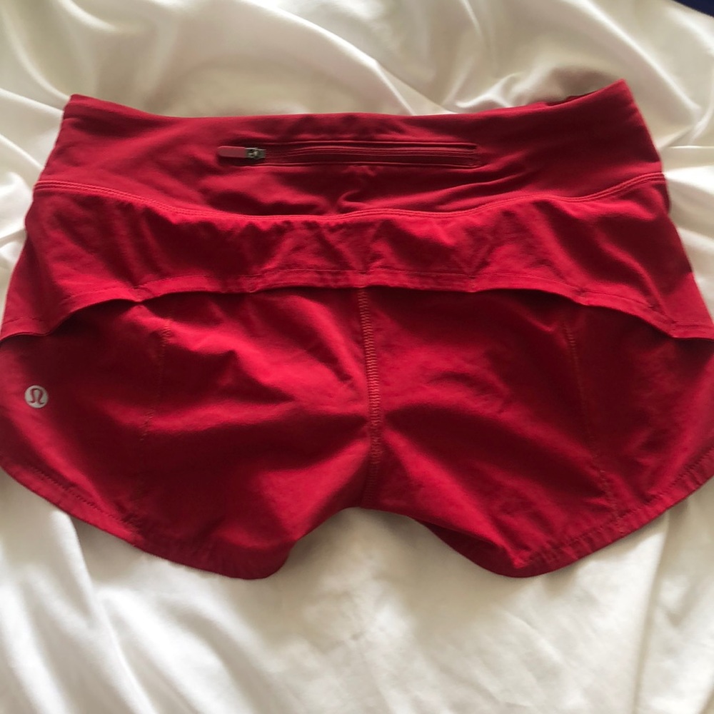 Red lulu shorts 2.5(scarlet)